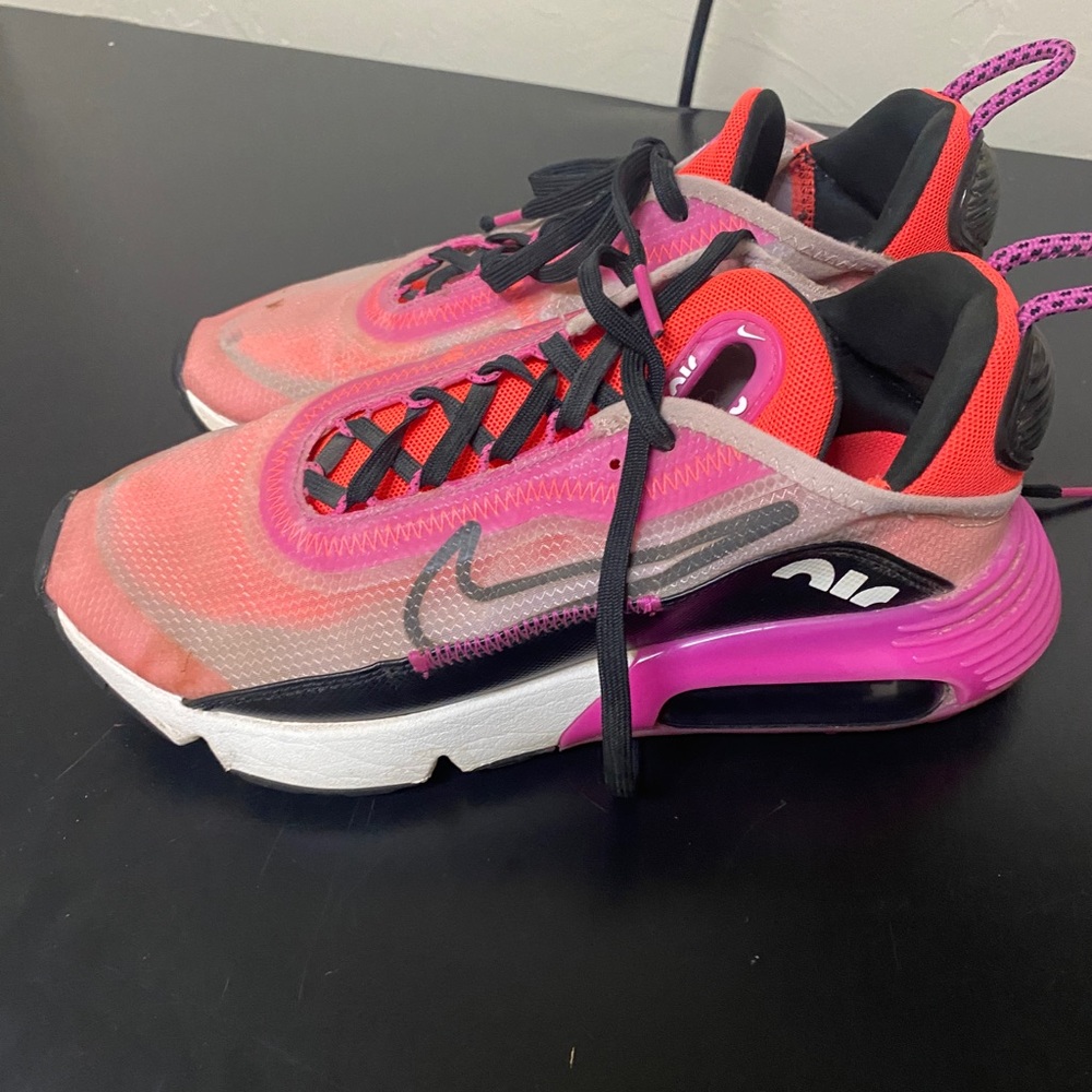 Size 7 - Women’s Nike Air max 2090 multicolor shoes